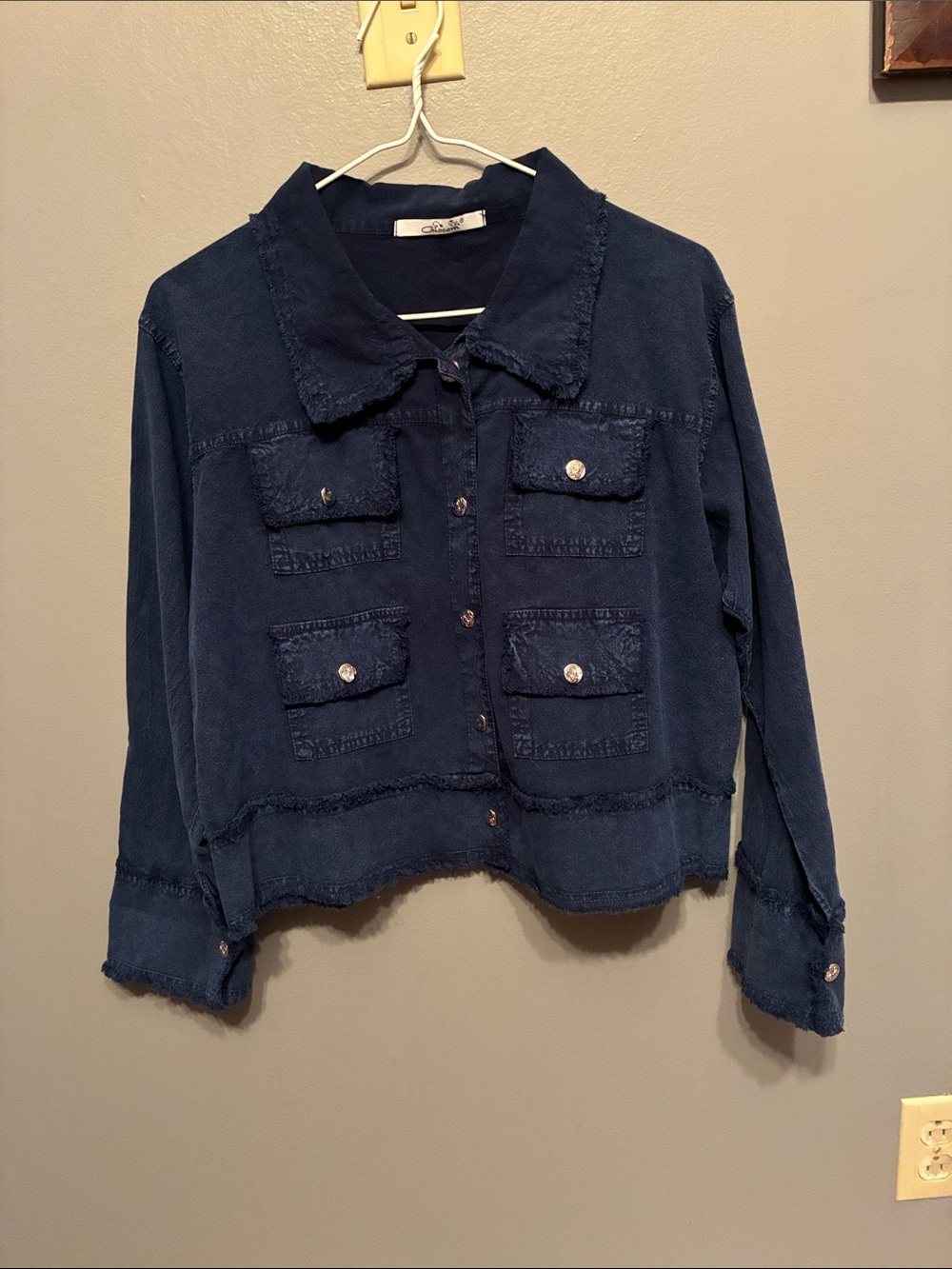 Giovanni Women’s Distressed Navy Snap Button-Front Jacket